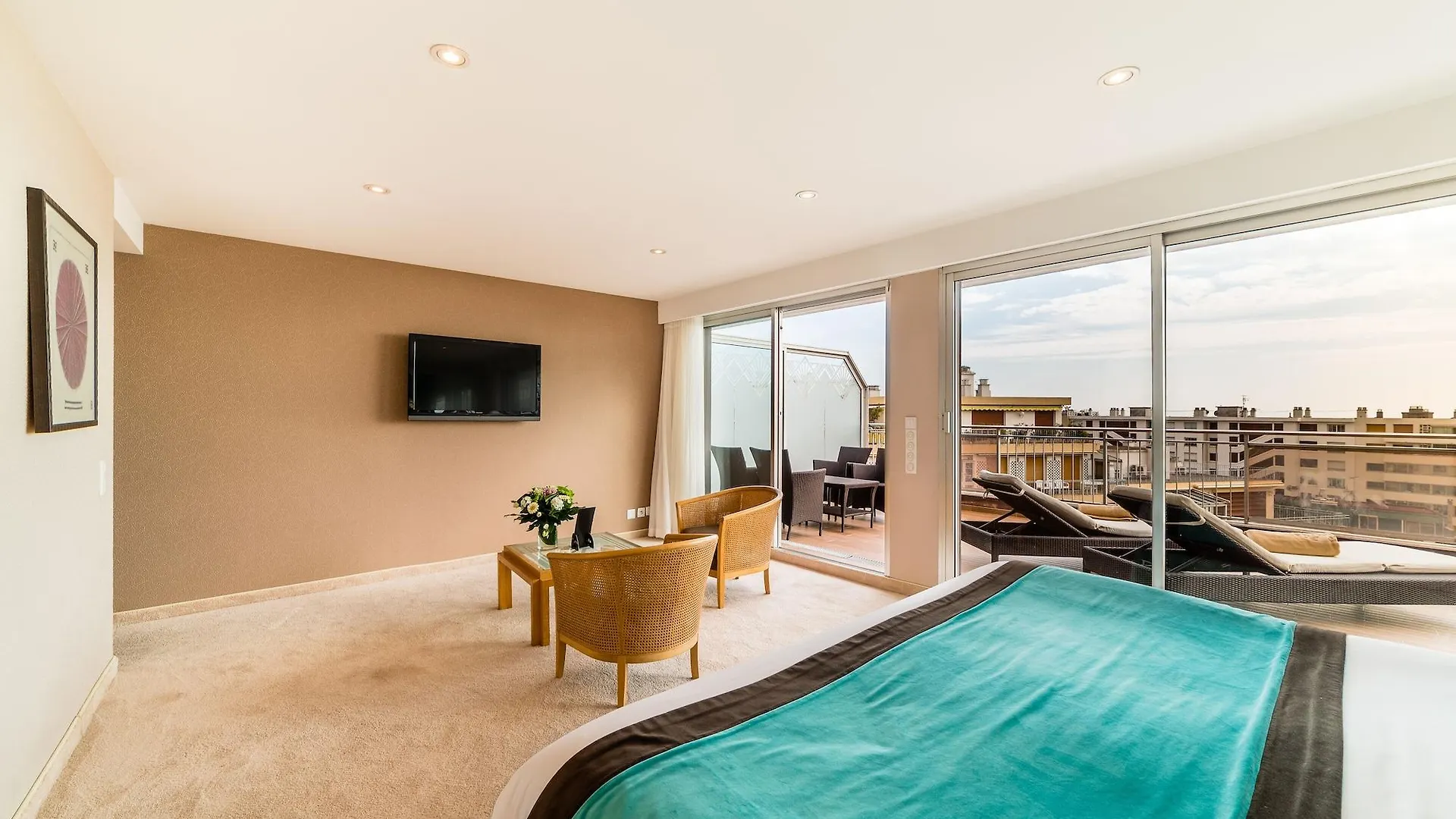 Hotel Helios Juan-les-Pins